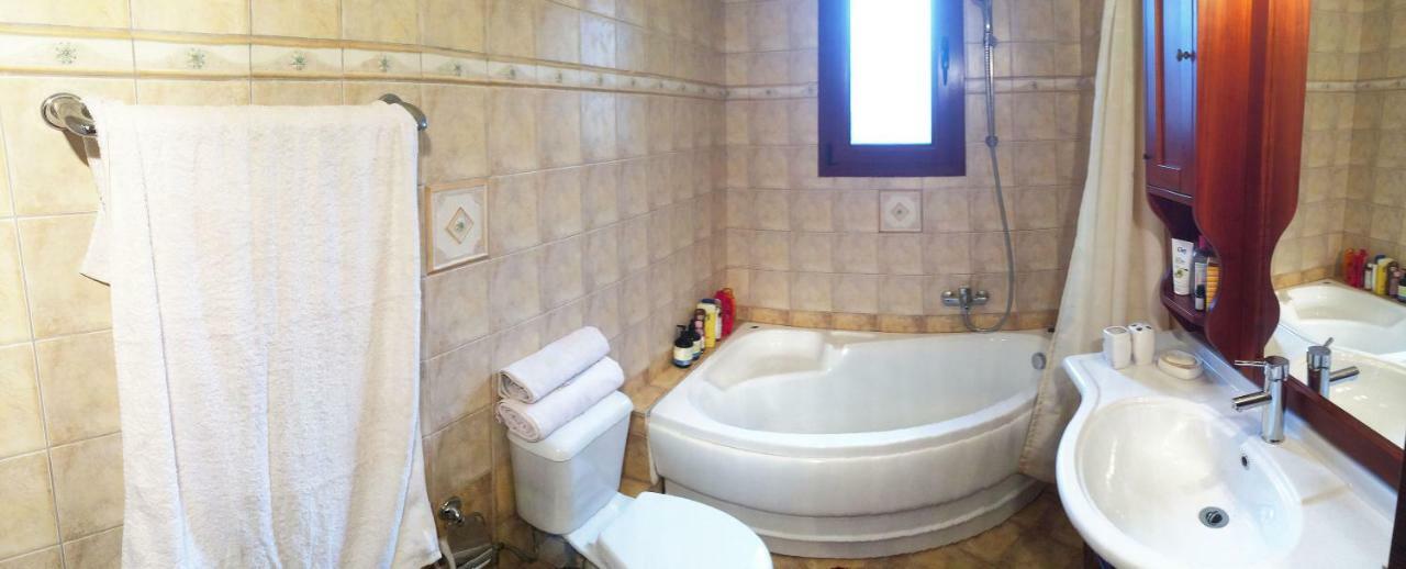 Villa Bella Loukisia Loukissia Bagian luar foto