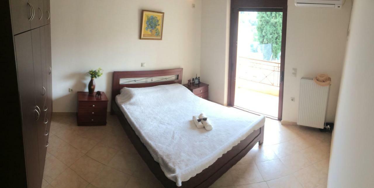 Villa Bella Loukisia Loukissia Bagian luar foto